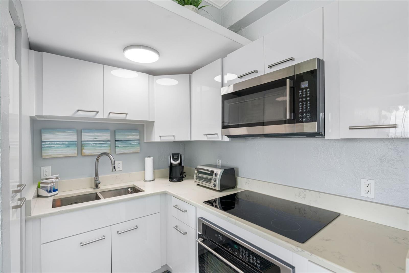 Image 34 of 50 For 2109 Bayshore Boulevard 102