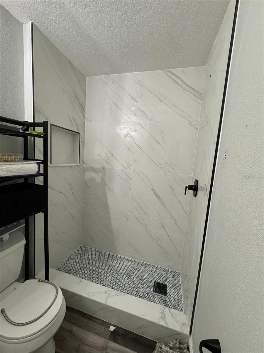 Image 10 of 23 For 7506 Stillridge Drive J