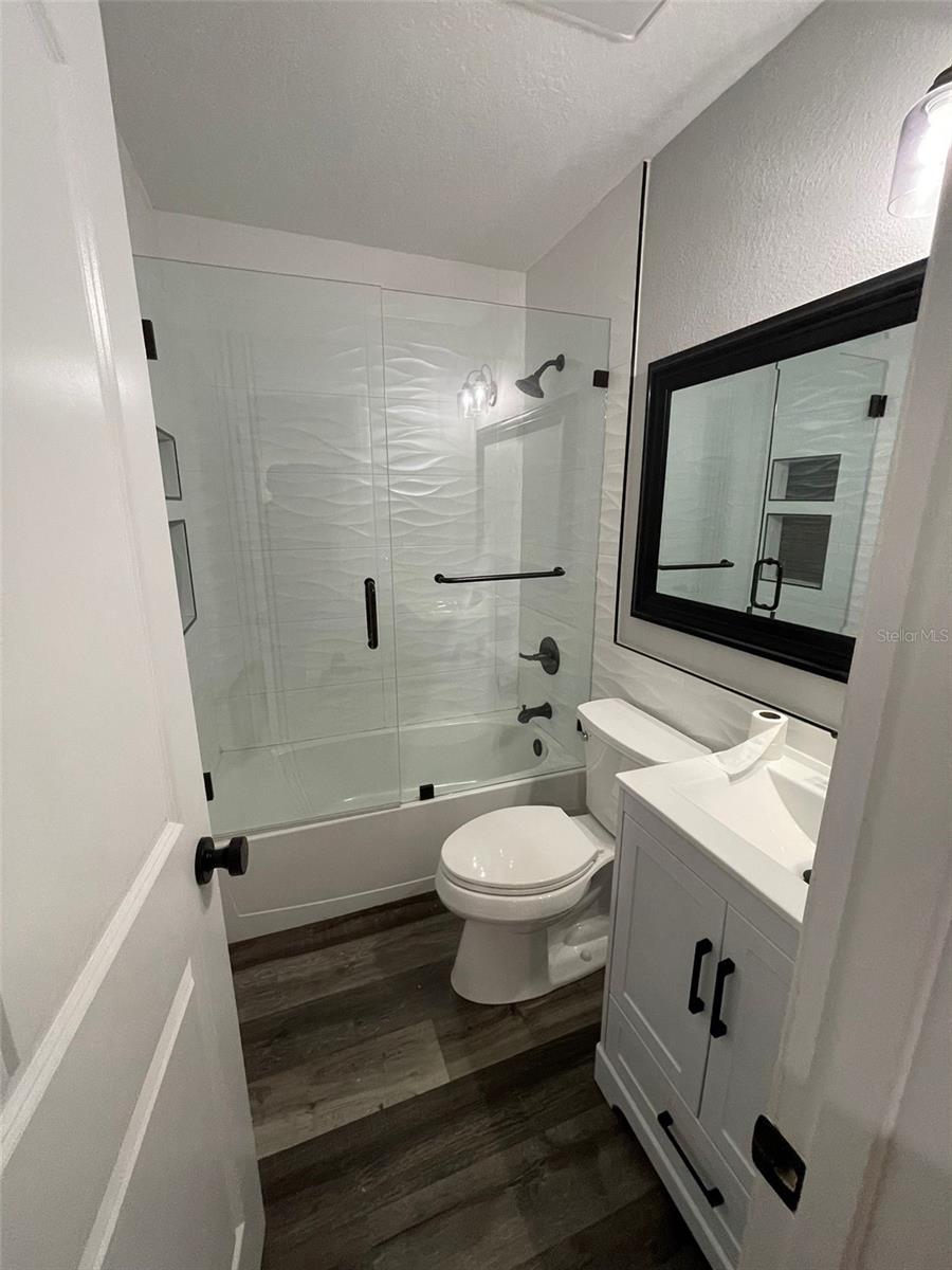 Image 11 of 23 For 7506 Stillridge Drive J