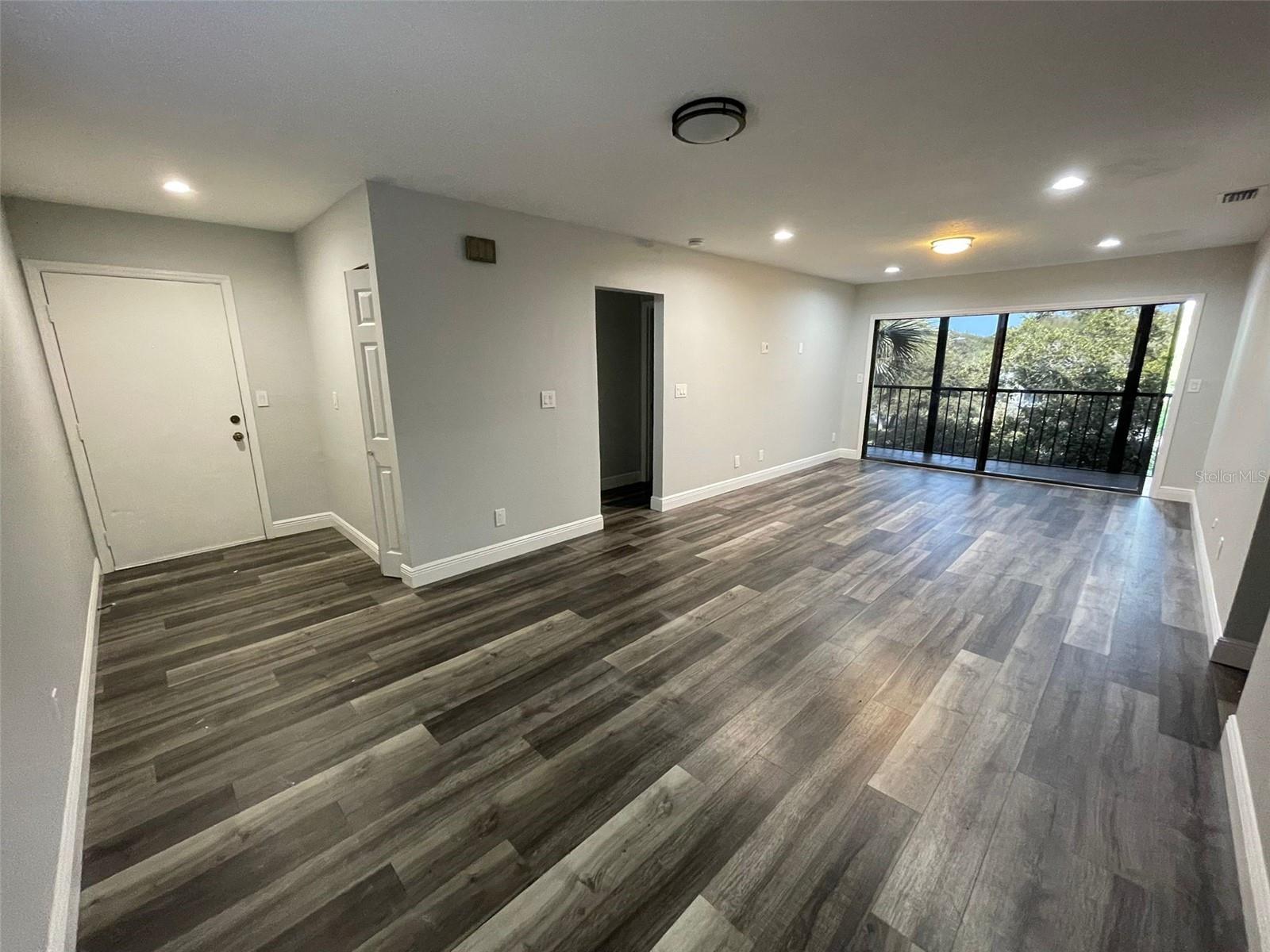Image 2 of 23 For 7506 Stillridge Drive J
