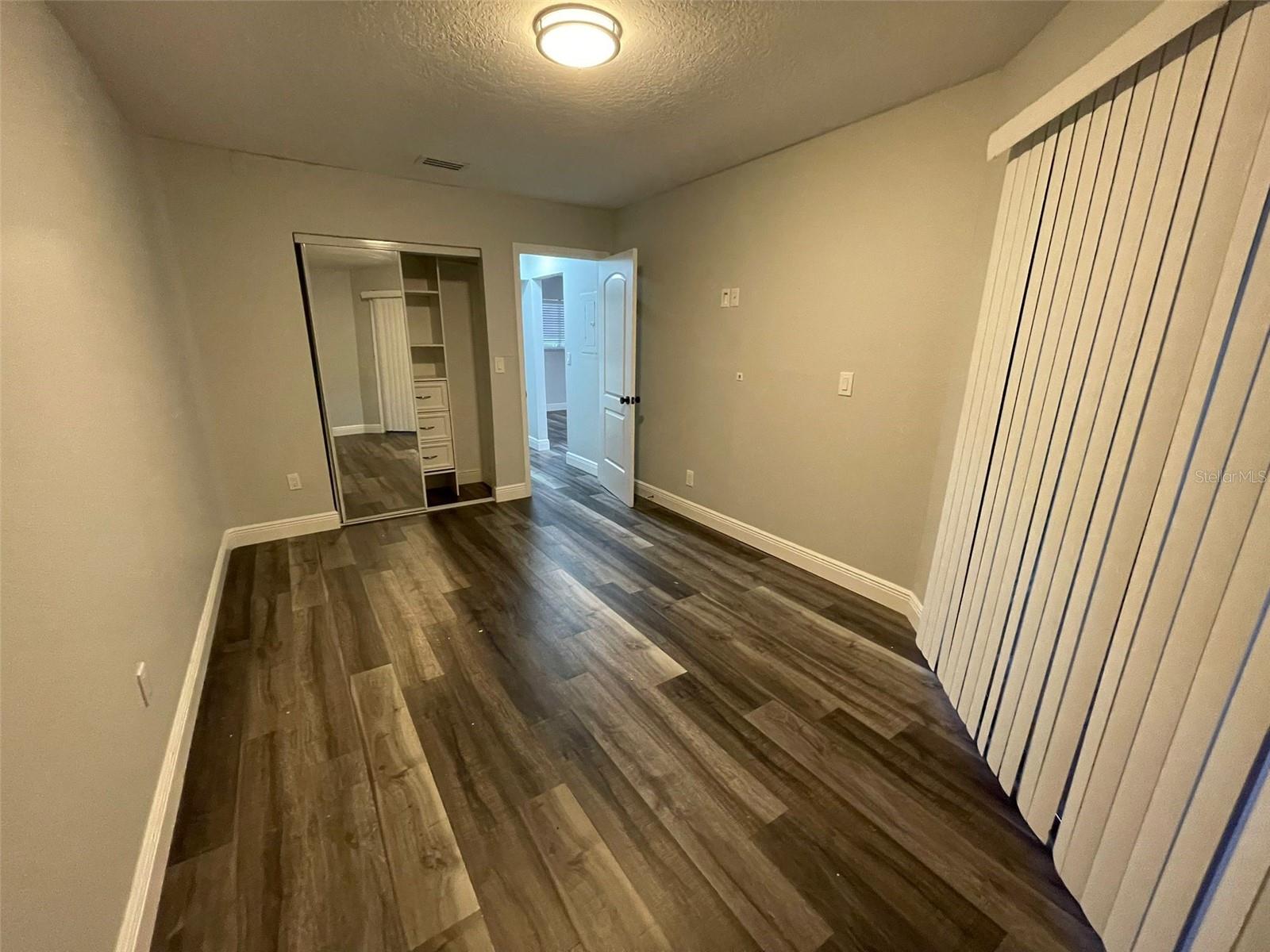 Image 4 of 23 For 7506 Stillridge Drive J