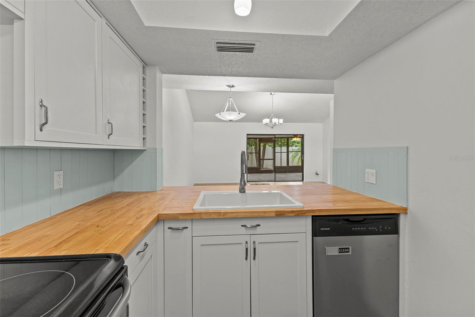 Image 5 of 29 For 4326 Fern Glen Street