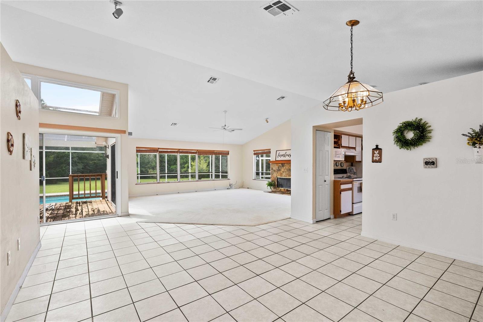 Image 6 of 75 For 13927 Curley Road