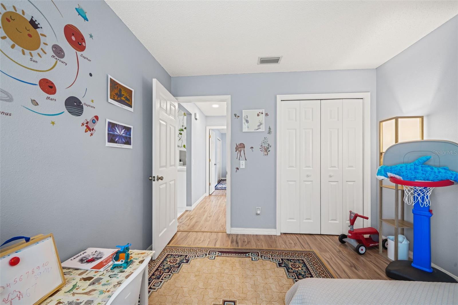 Image 12 of 51 For 7810 Grimsby Lane
