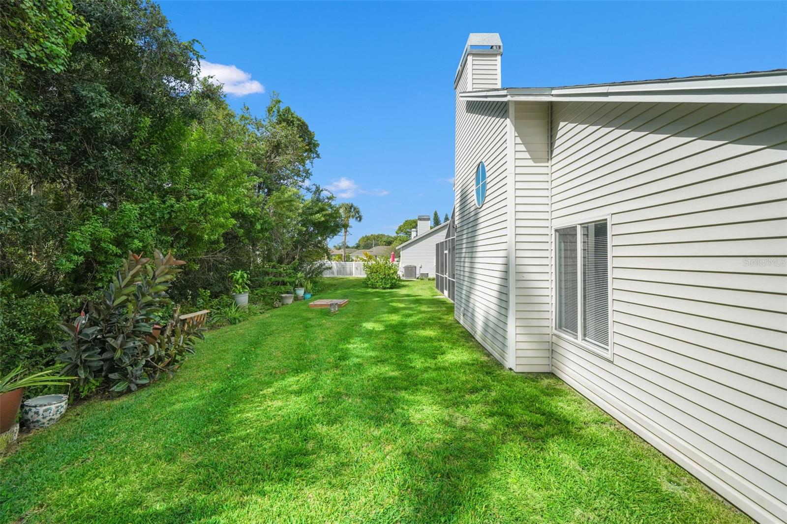 Image 44 of 51 For 7810 Grimsby Lane