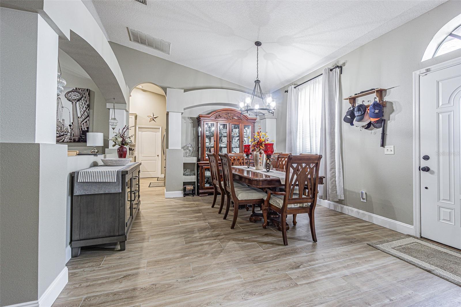 Image 40 of 60 For 9809 La Rita Place