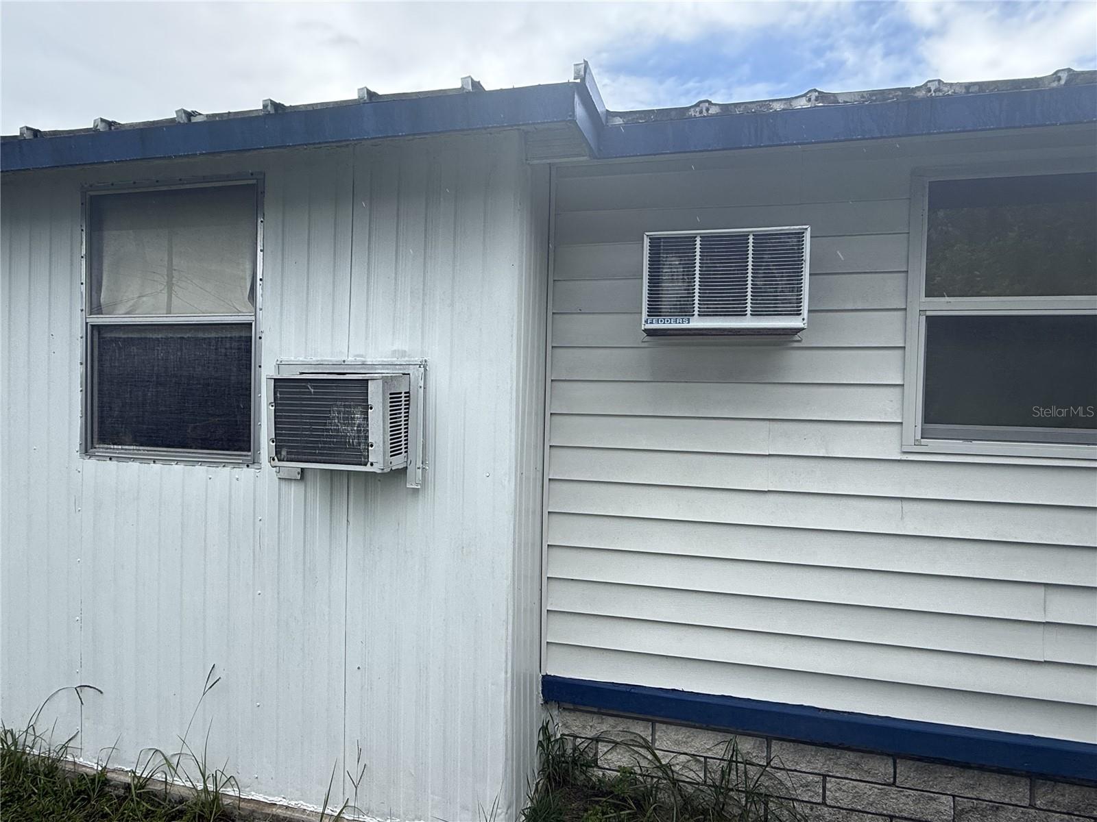 Image 3 of 18 For 6323 Ohio Street
