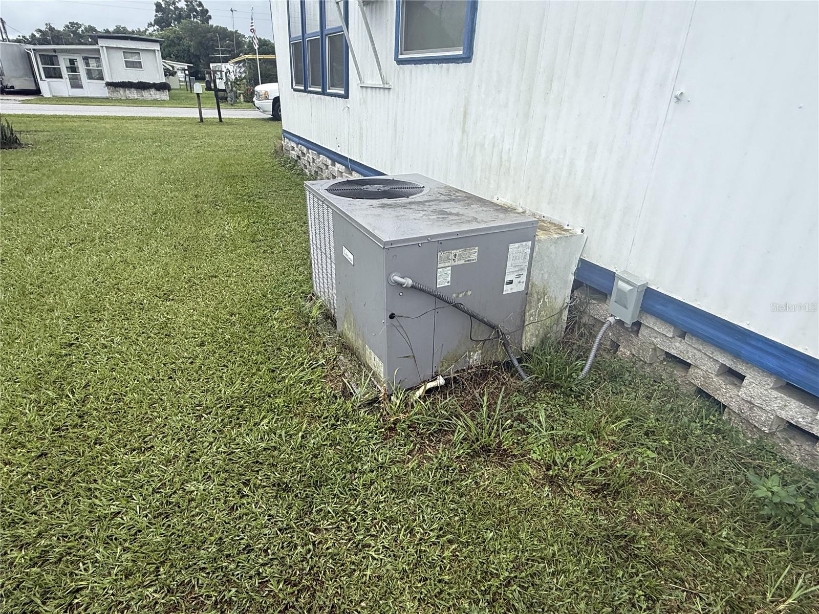 Image 8 of 18 For 6323 Ohio Street