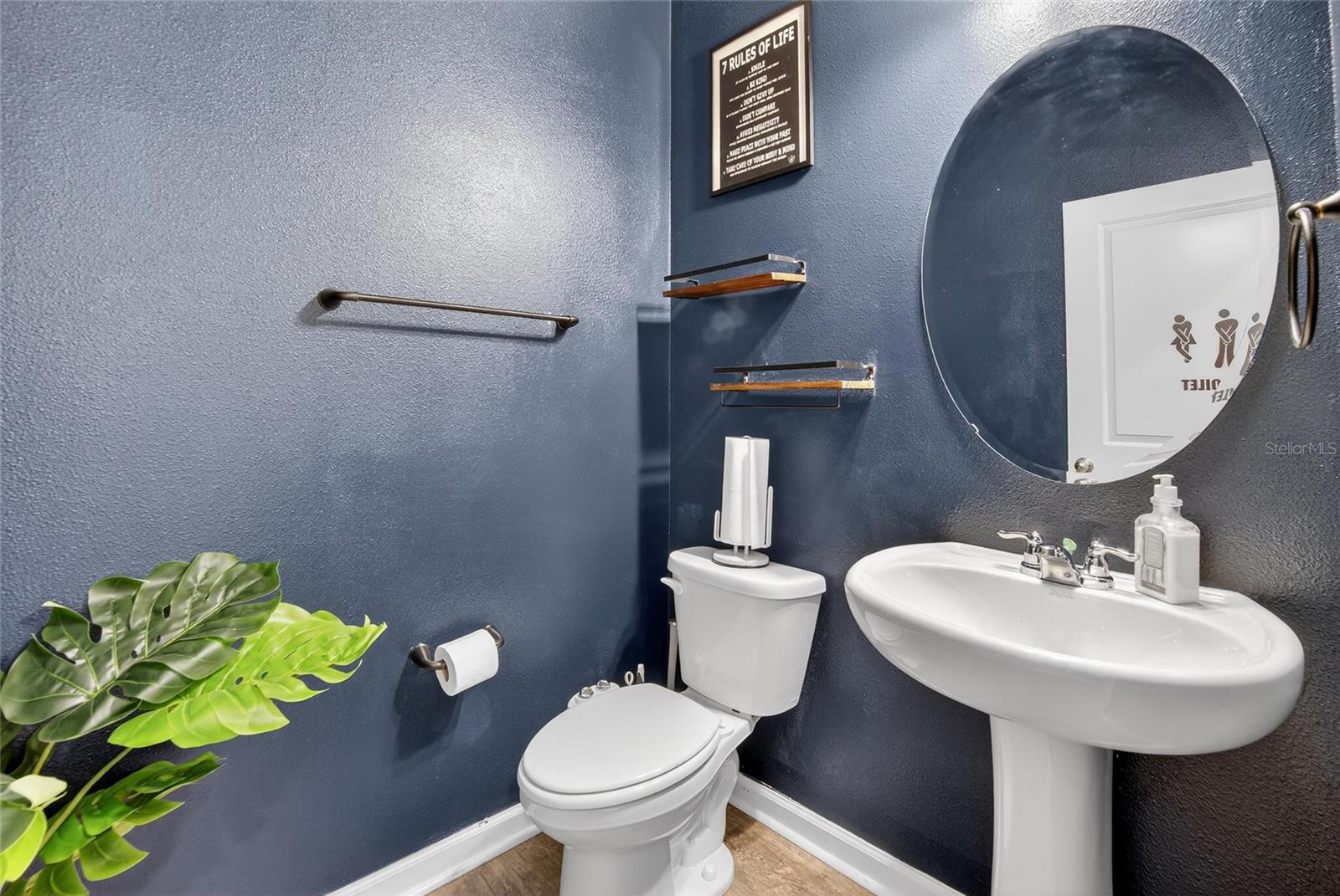 Image 31 of 37 For 1147 Anchor Bend Drive