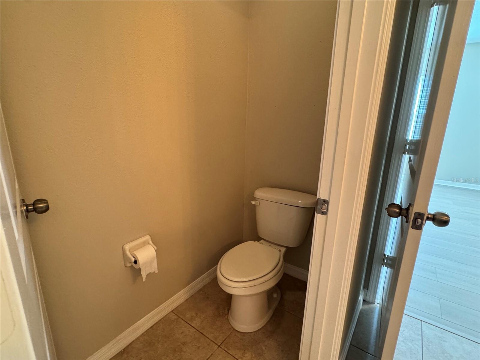 Image 16 of 32 For 10021 Crested Fringe Drive