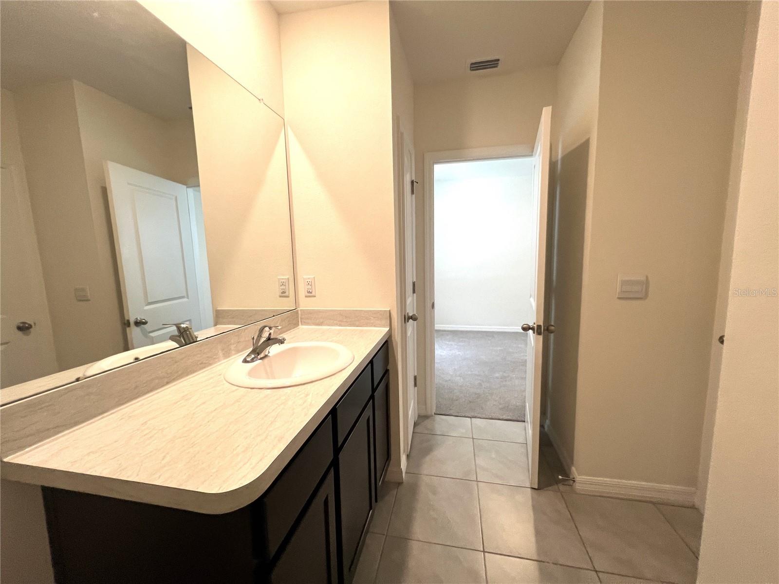 Image 26 of 30 For 32817 Pez Landing Lane