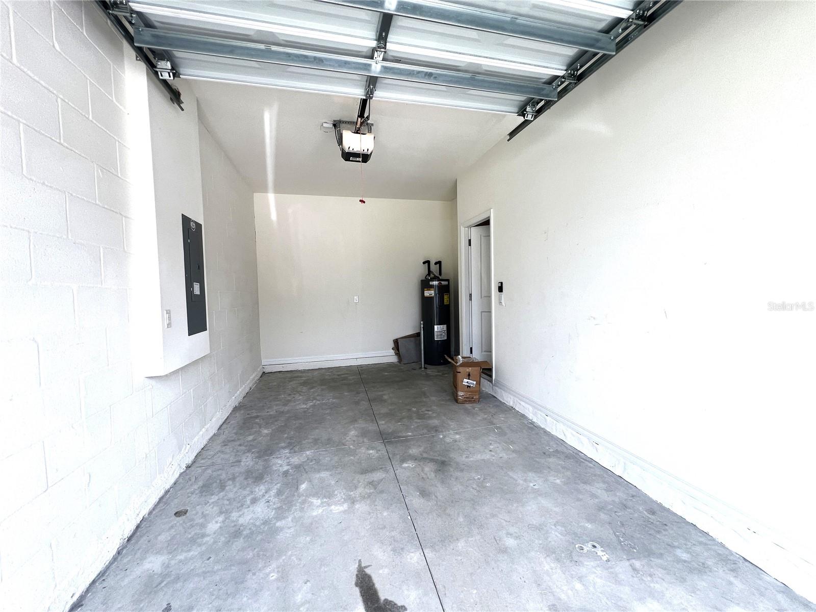 Image 27 of 30 For 32817 Pez Landing Lane