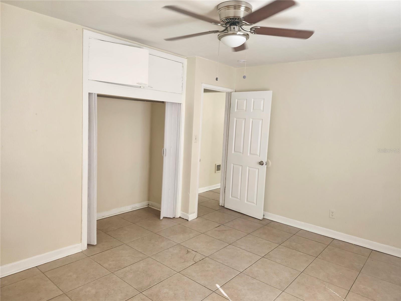Image 12 of 14 For 107 Habana Avenue A