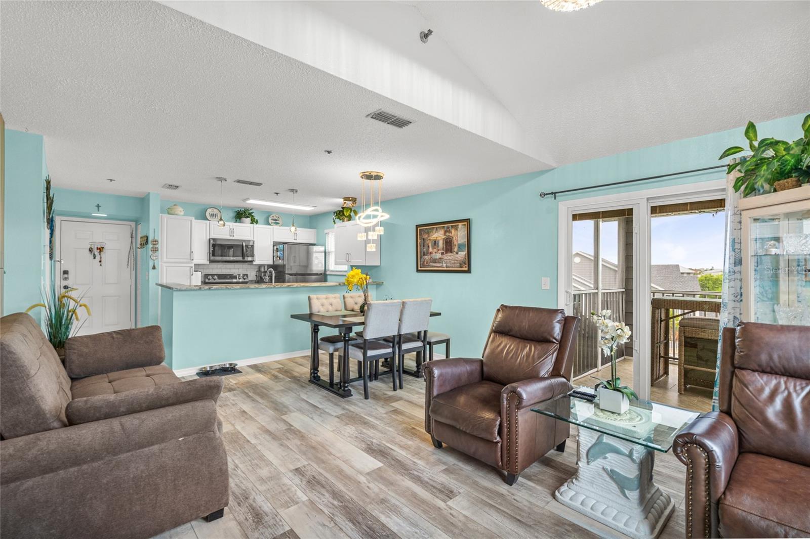 Image 12 of 37 For 5722 Biscayne Court 308