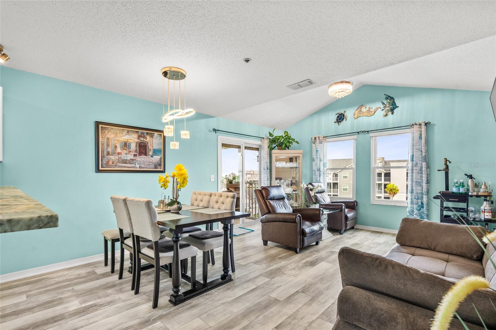 Image 9 of 37 For 5722 Biscayne Court 308