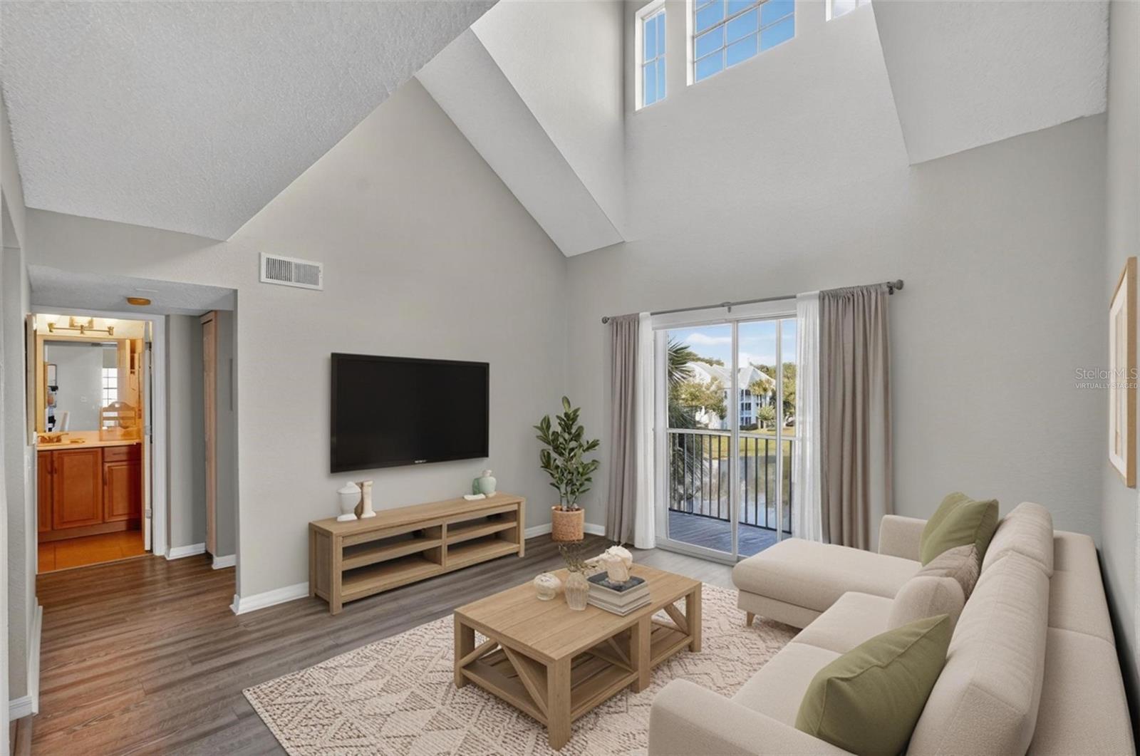 Image 15 of 83 For 3300 Haviland Court 303