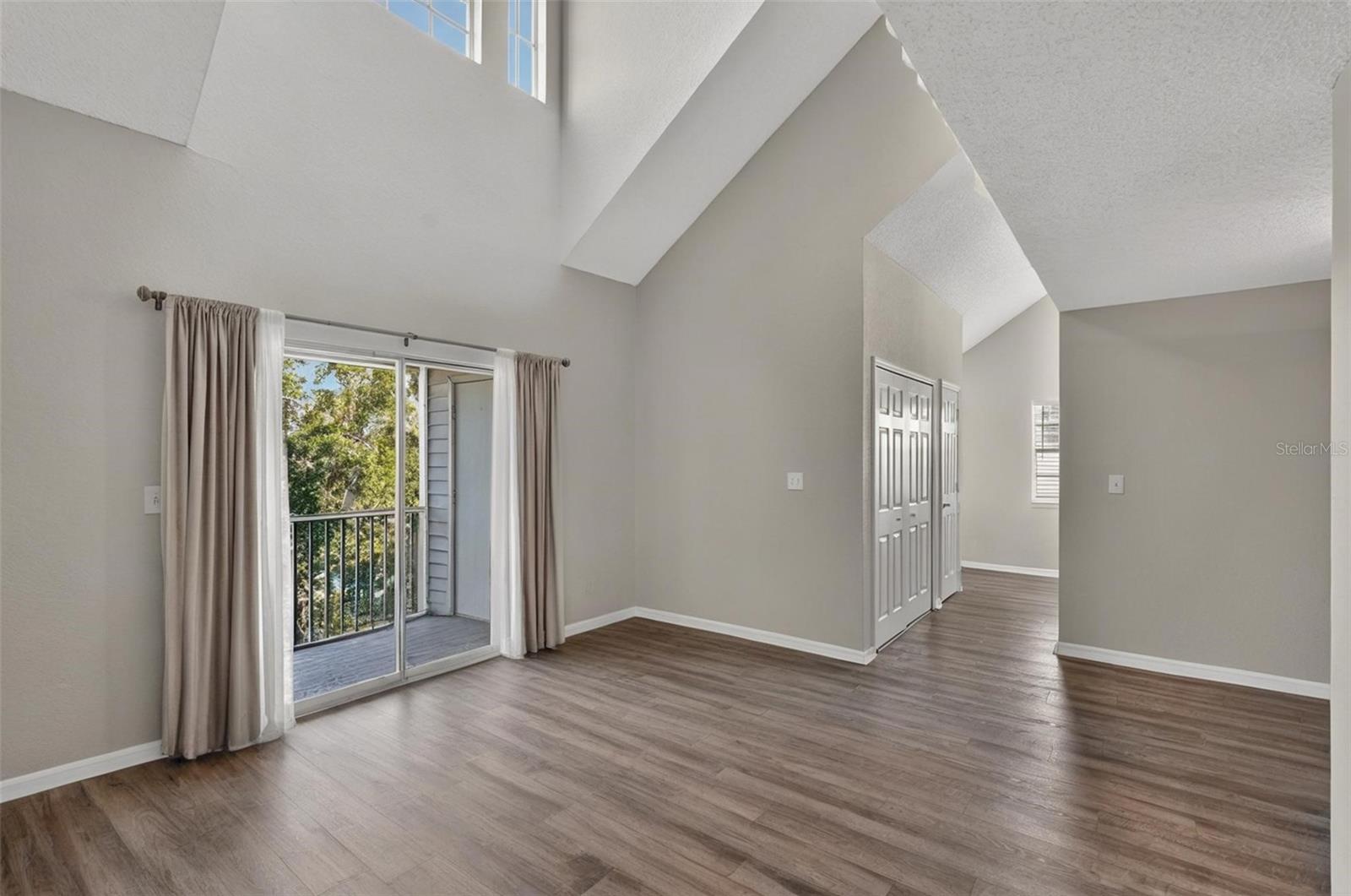 Image 18 of 83 For 3300 Haviland Court 303