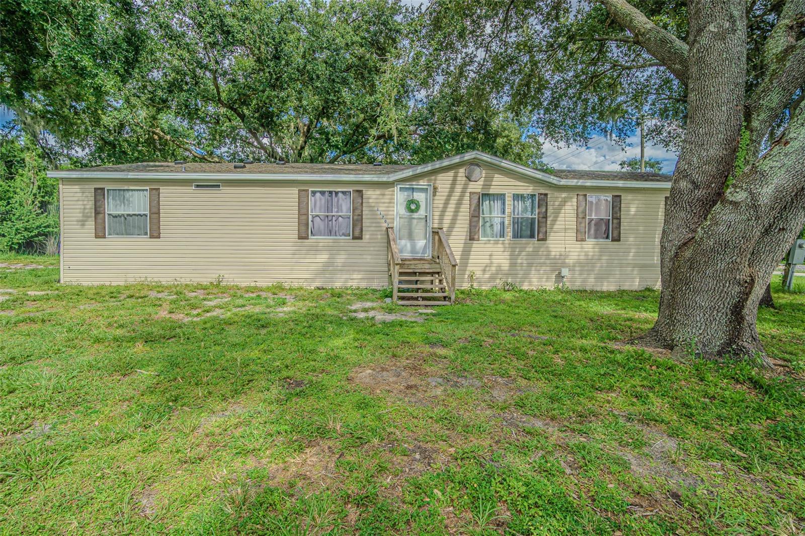 Details for 11707 Bradley Road, THONOTOSASSA, FL 33592