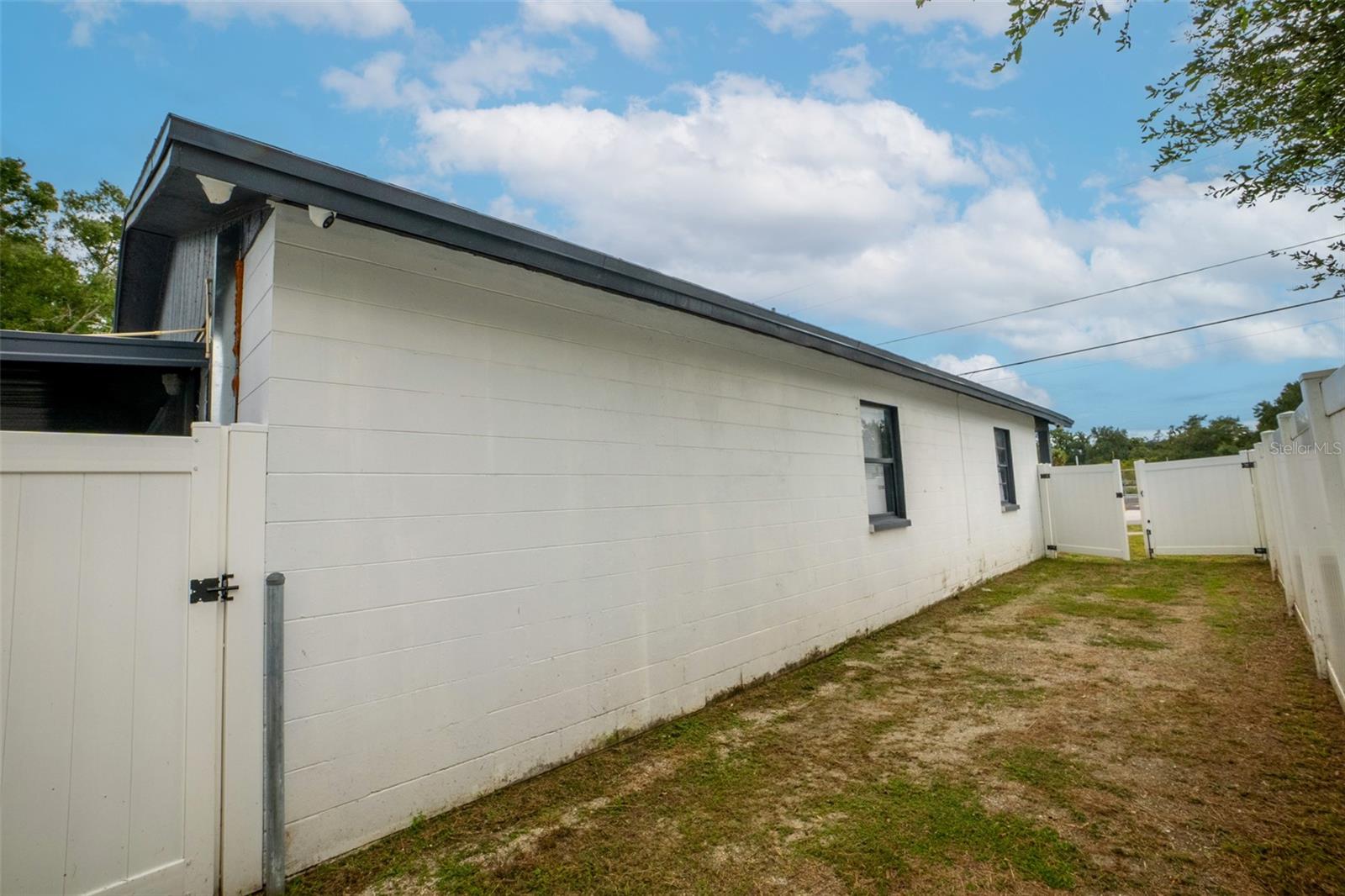 Image 3 of 46 For 3414 Wilder Avenue