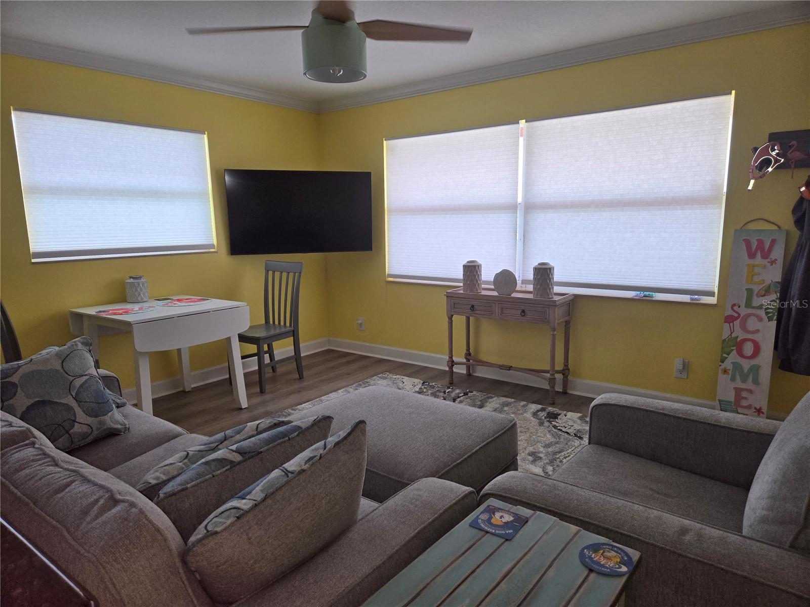 Image 4 of 40 For 5605 Shore Boulevard S B