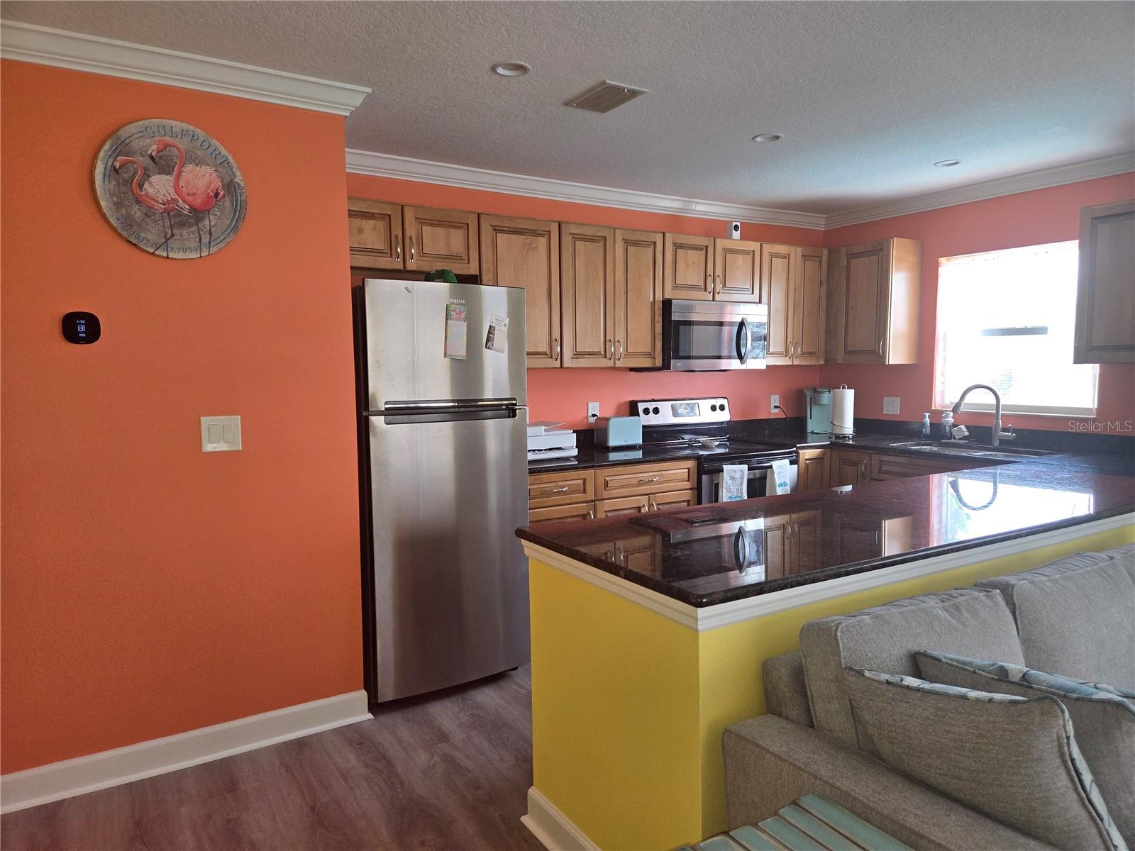Image 5 of 40 For 5605 Shore Boulevard S B