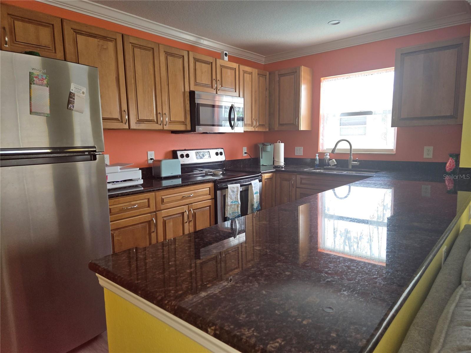 Image 6 of 40 For 5605 Shore Boulevard S B