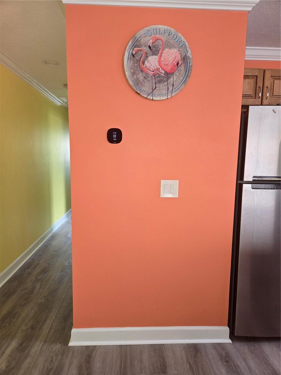 Image 8 of 40 For 5605 Shore Boulevard S B