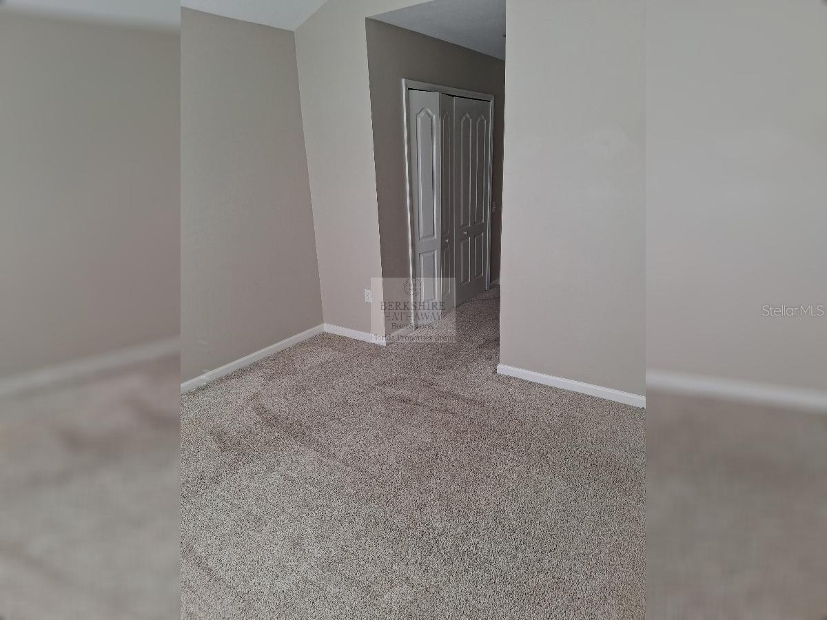 Image 11 of 13 For 2534 Glenrise Place