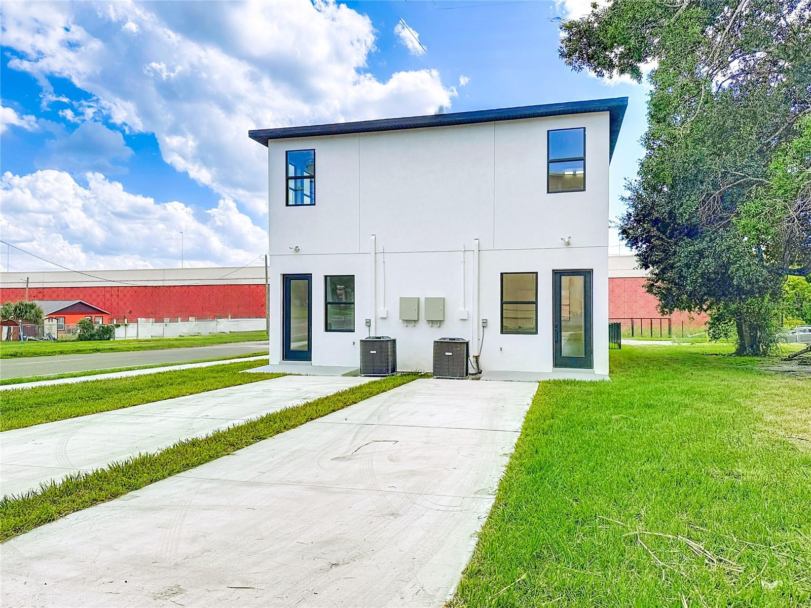 Image 4 of 7 For 2516 15th Avenue 2