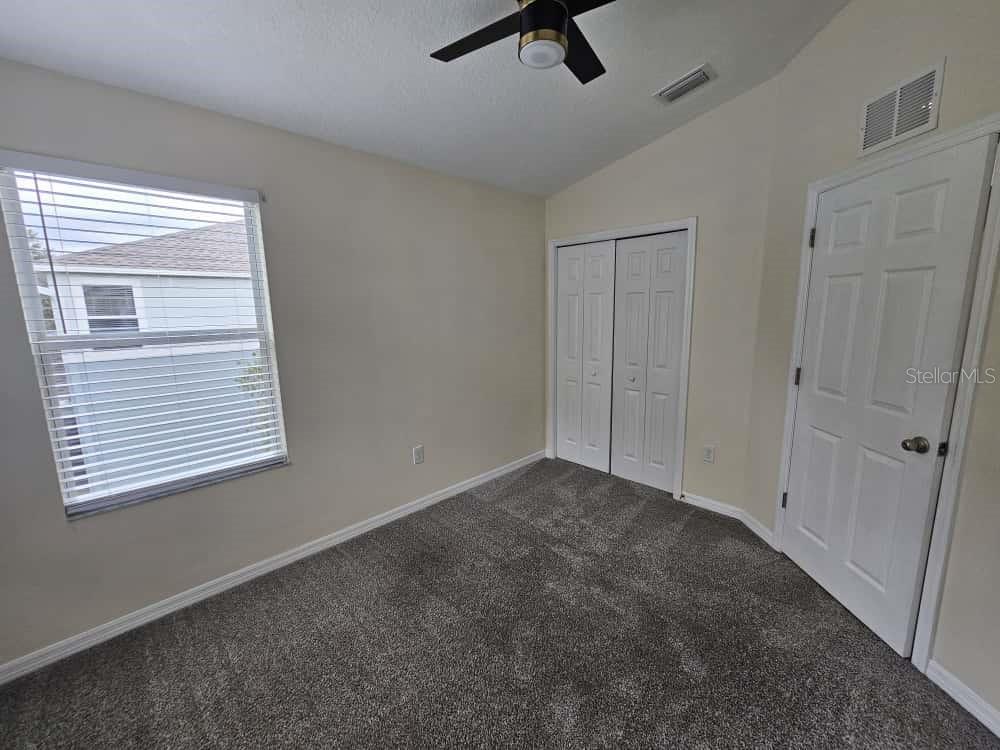Listing photo id 12 for 6801 46th Lane N 54