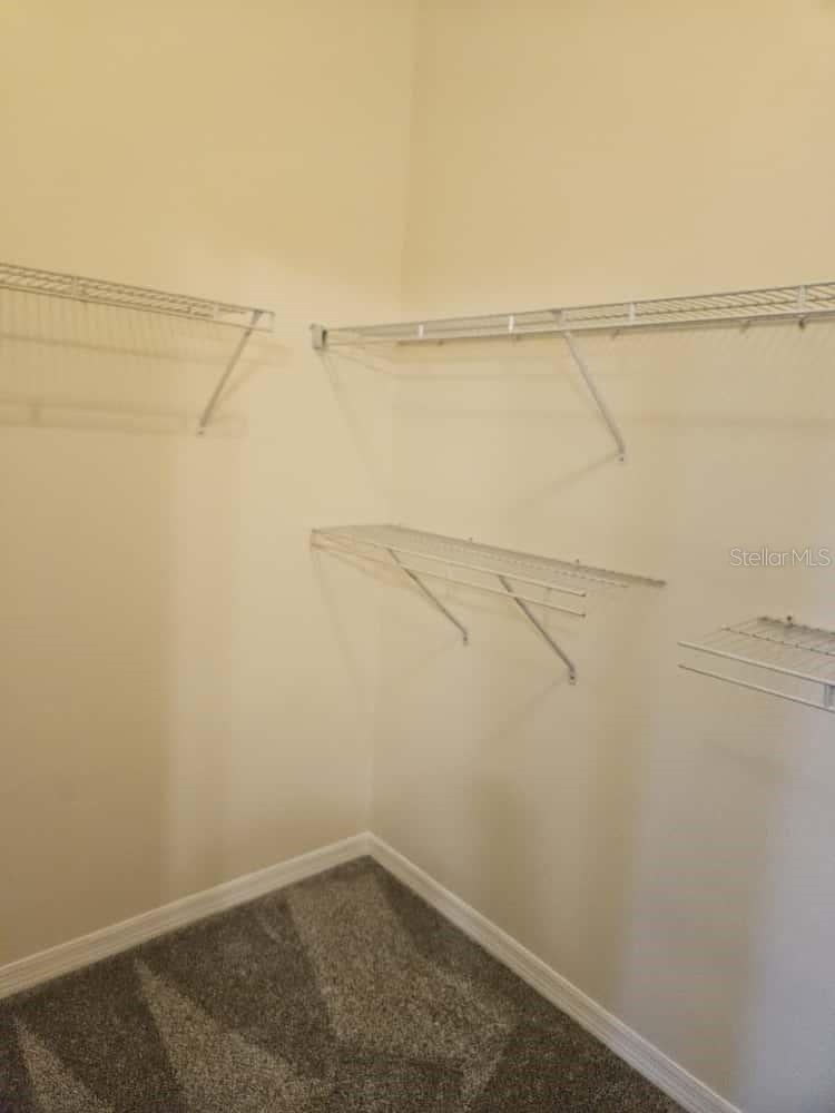 Listing photo id 24 for 6801 46th Lane N 54