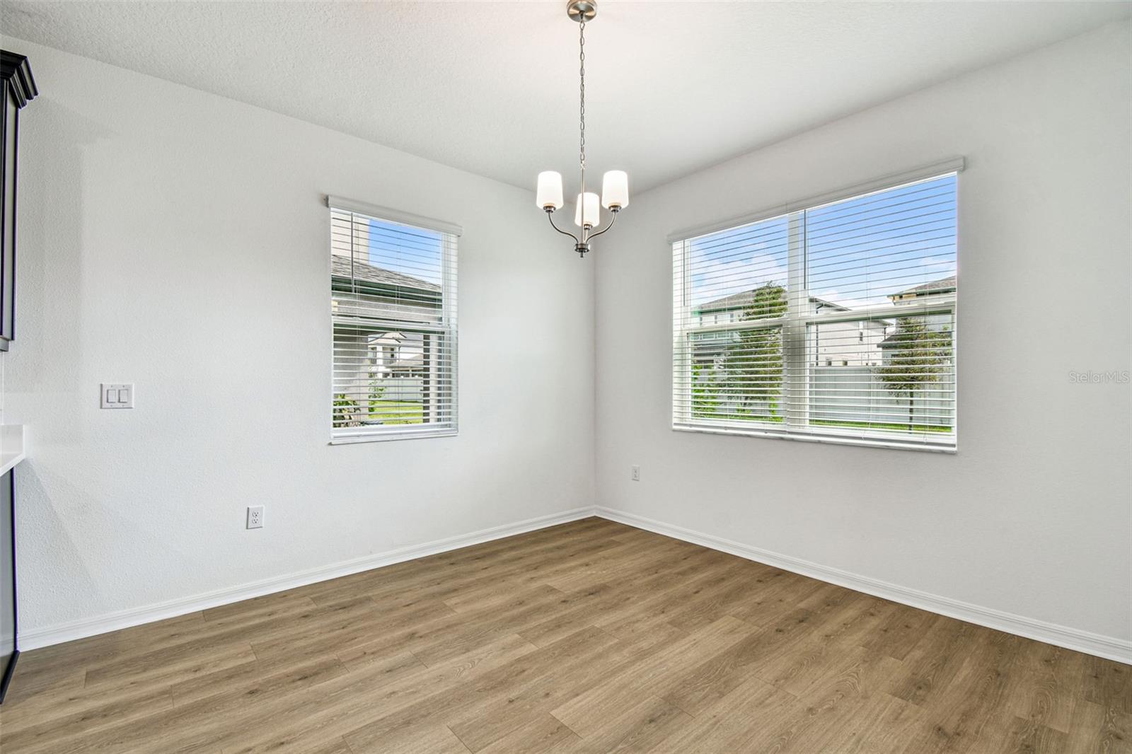 Image 31 of 88 For 11127 Sundrift Drive