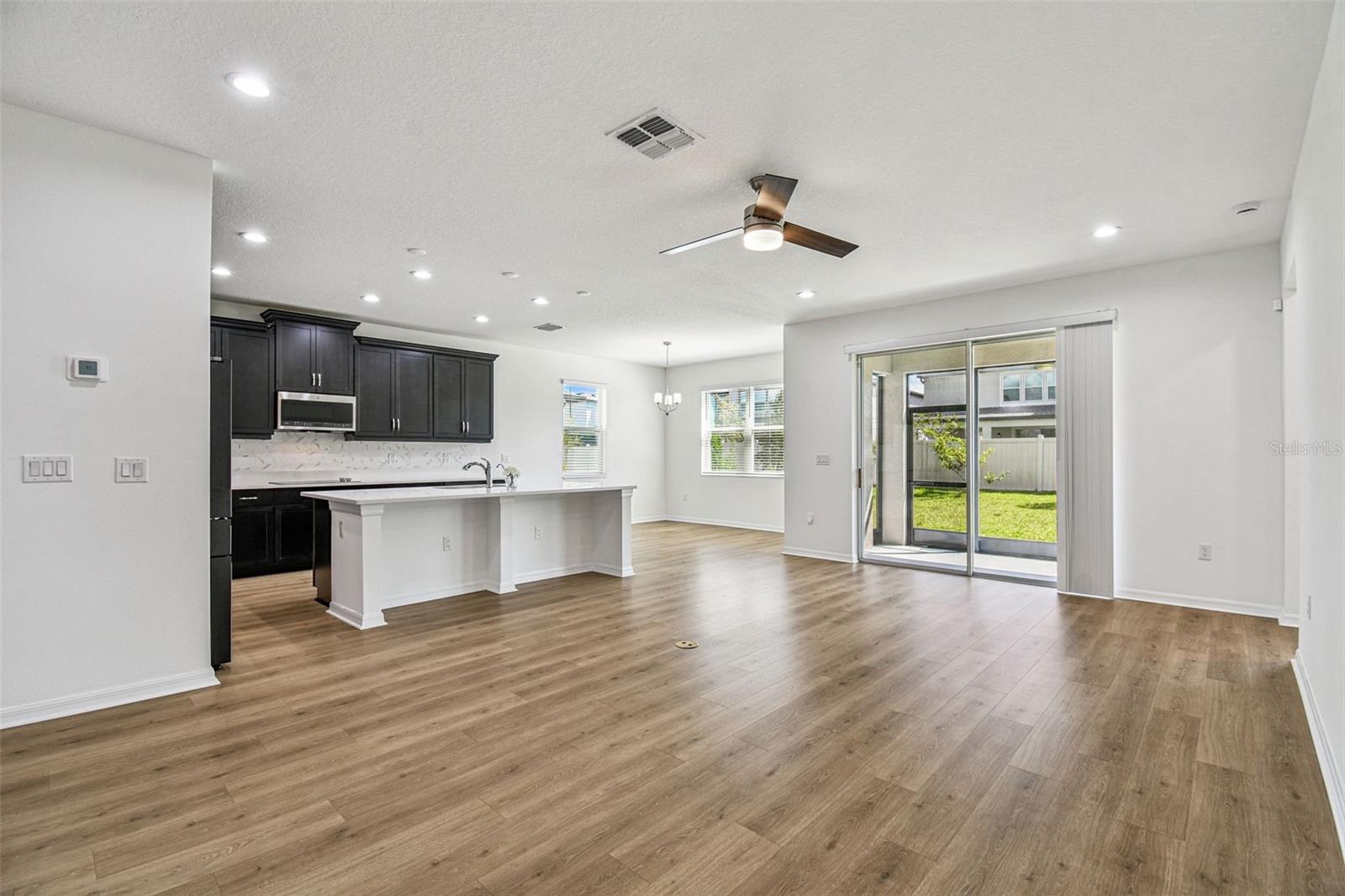 Image 33 of 88 For 11127 Sundrift Drive