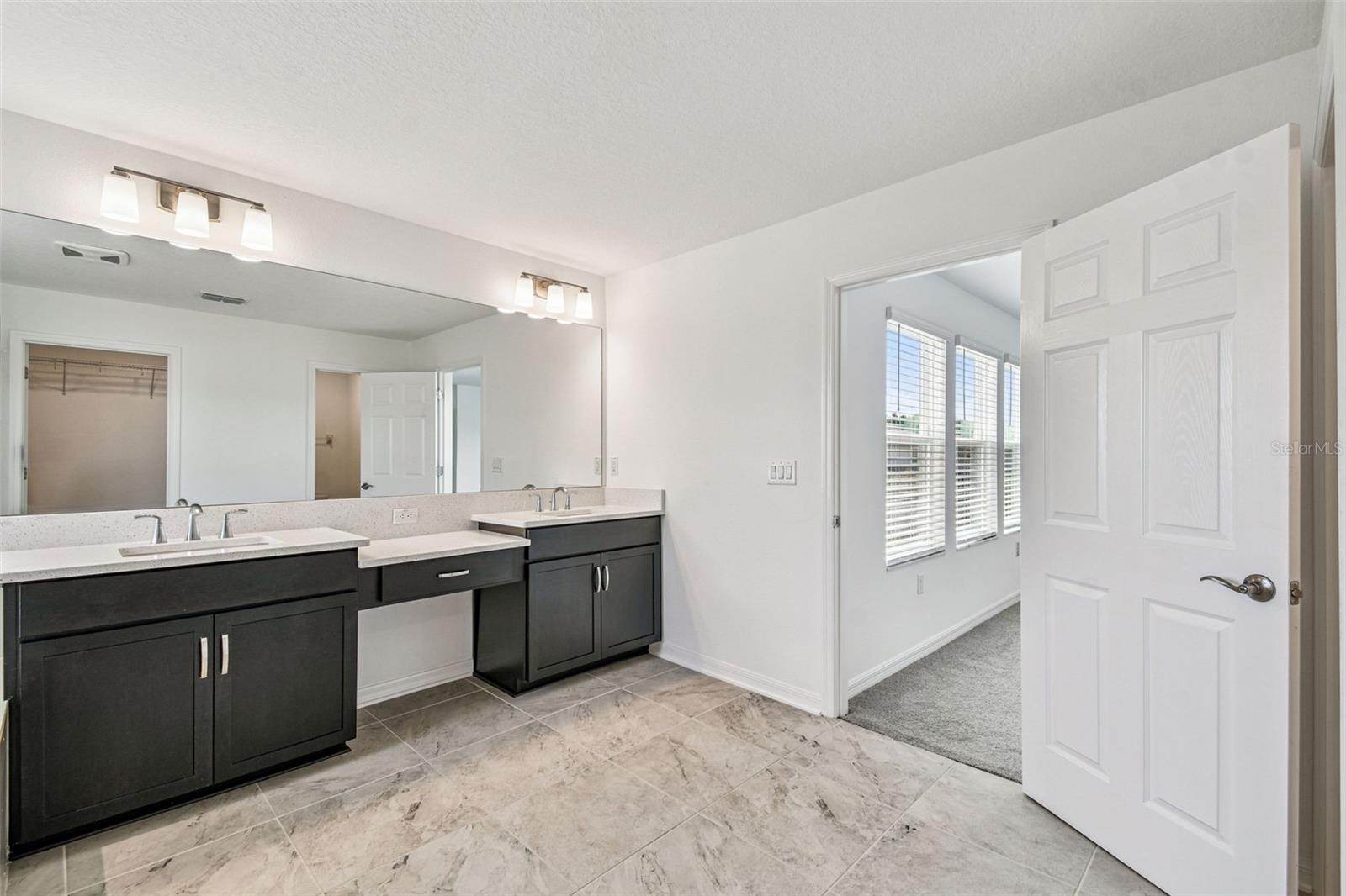 Image 76 of 88 For 11127 Sundrift Drive