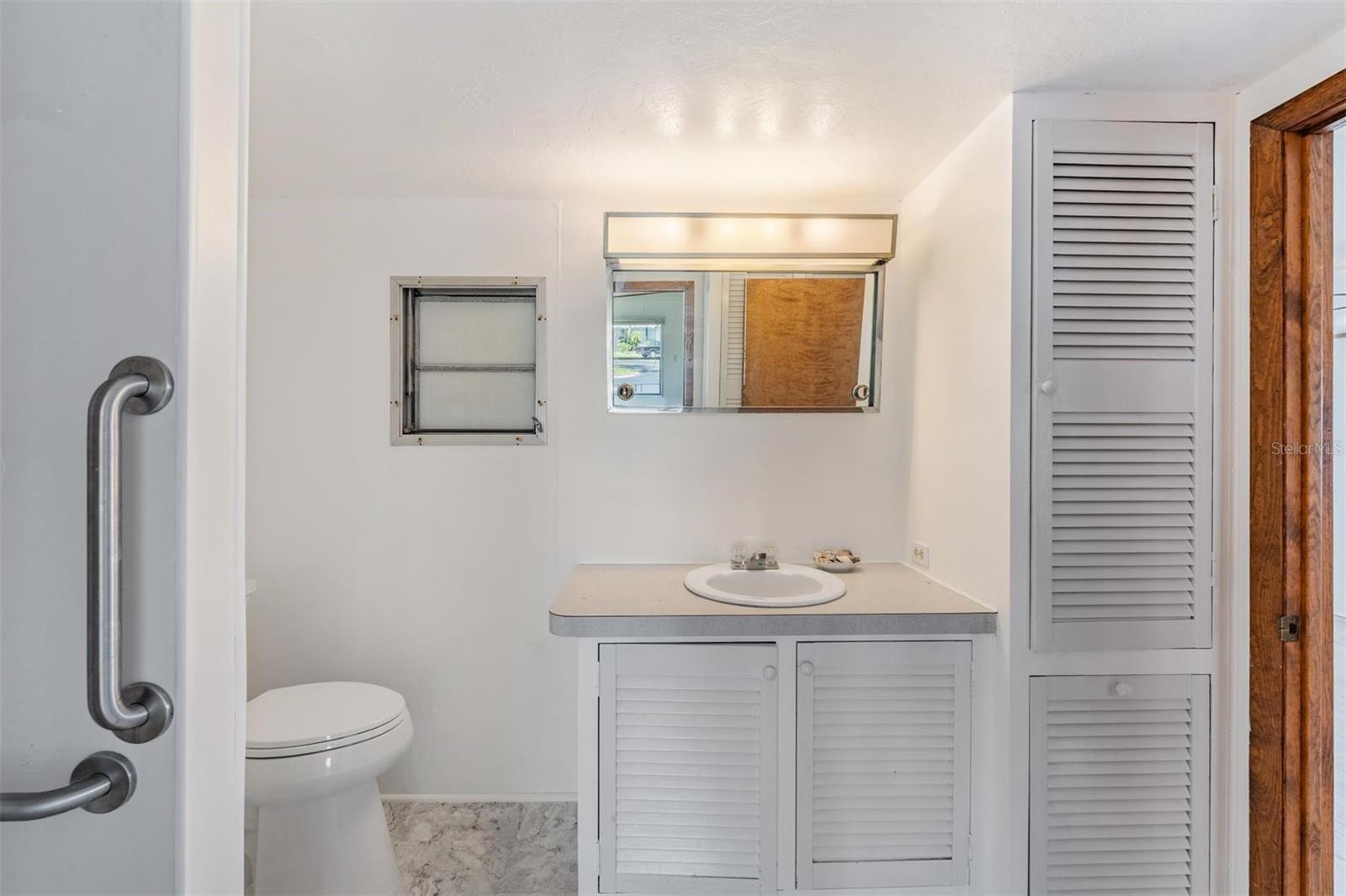 Image 17 of 35 For 4851 Gandy Blvd  B7l46