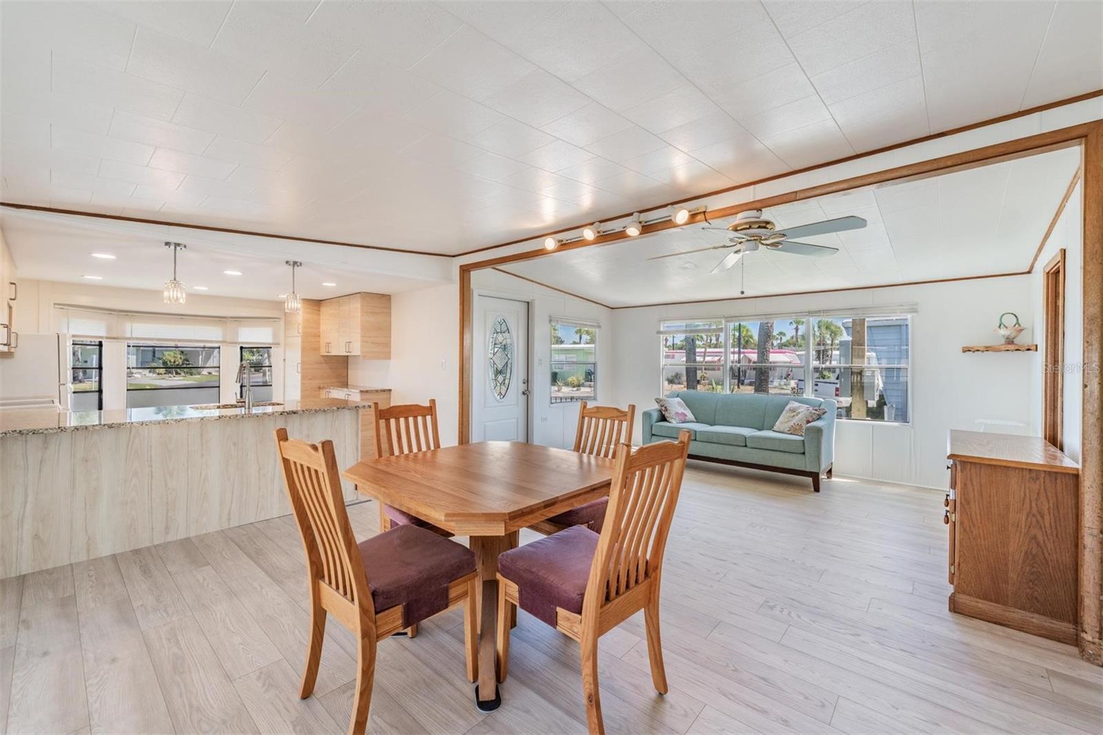 Image 5 of 35 For 4851 Gandy Blvd  B7l46