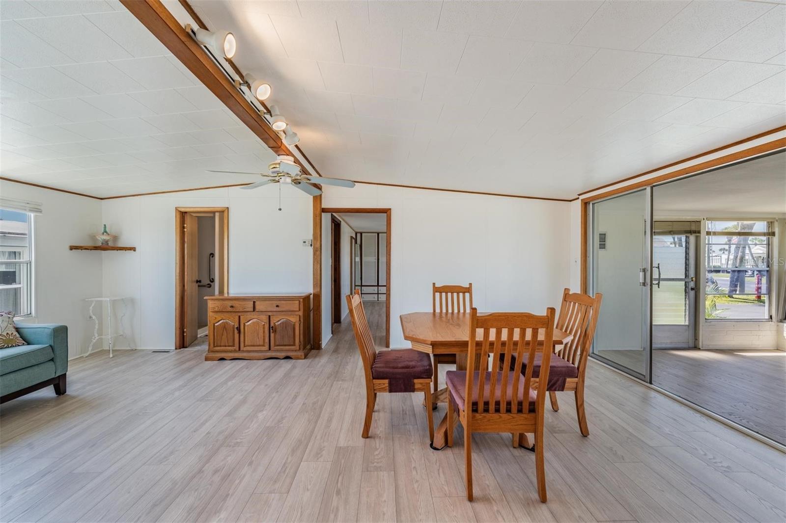 Image 7 of 35 For 4851 Gandy Blvd  B7l46