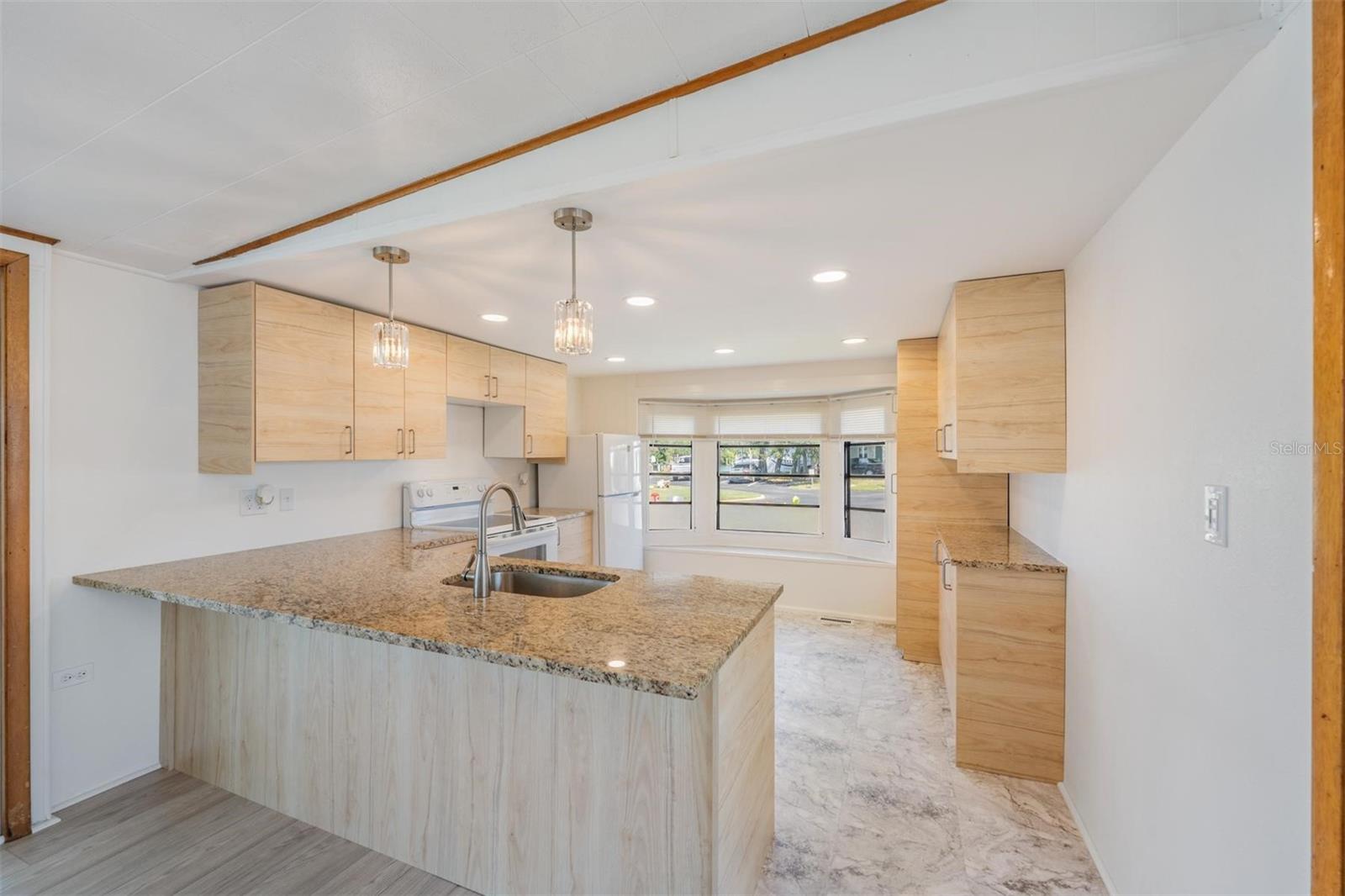 Image 8 of 35 For 4851 Gandy Blvd  B7l46