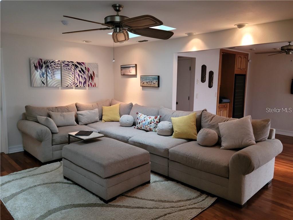 Image 18 of 63 For 11314 Harborside Drive