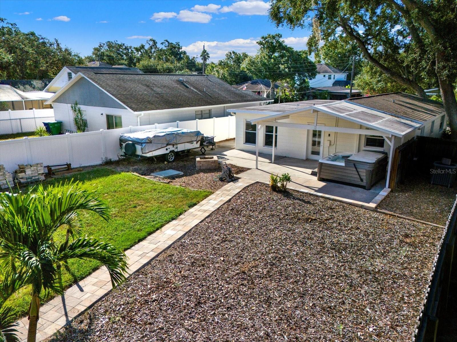 Image 4 of 24 For 2907 Wallace Avenue
