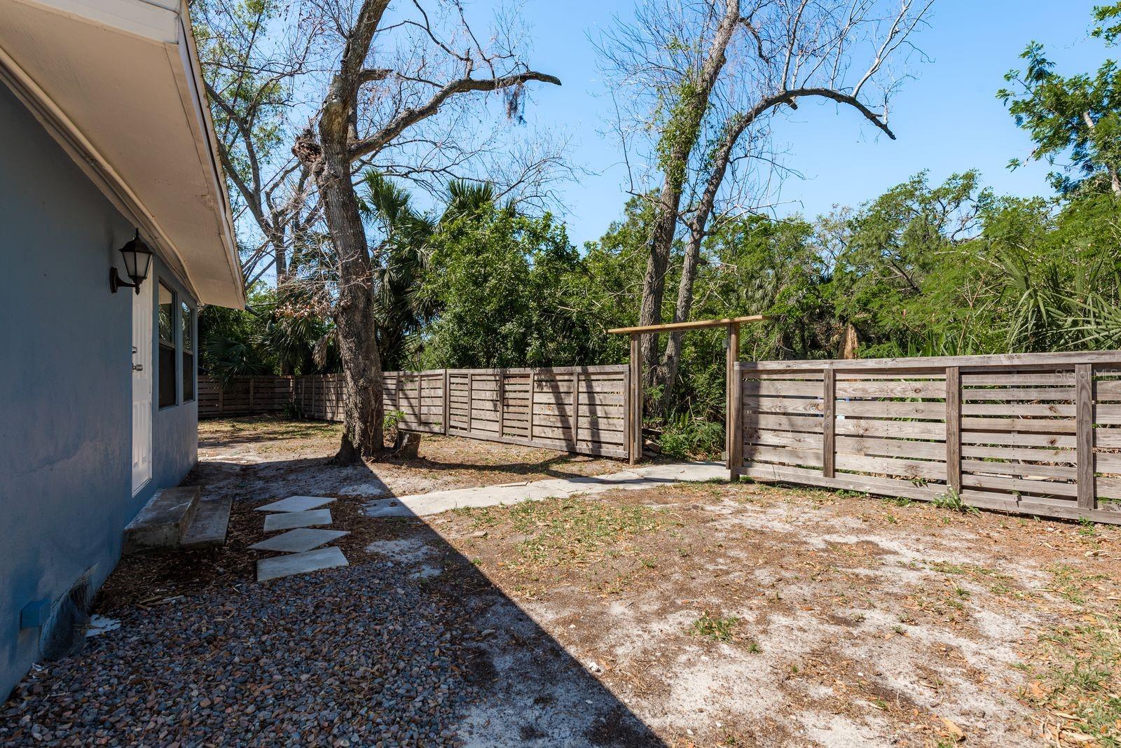 Image 4 of 27 For 8423 Jackson Springs Road
