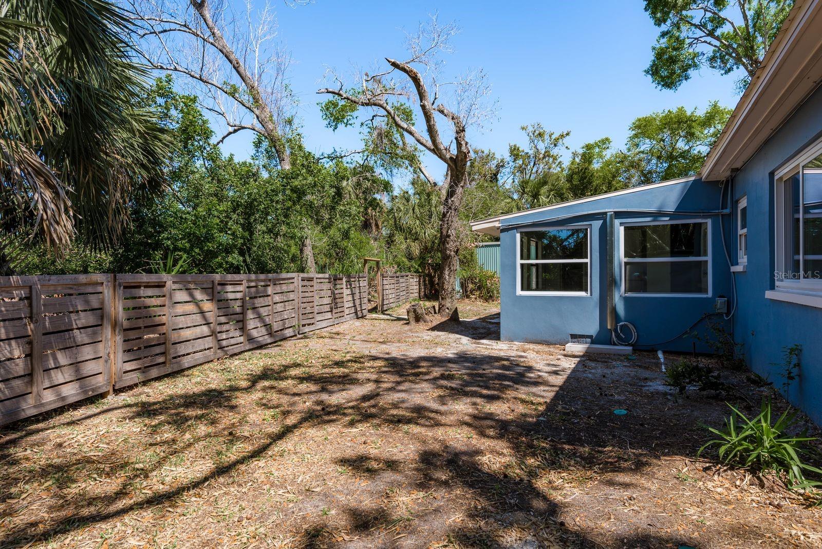 Image 9 of 27 For 8423 Jackson Springs Road