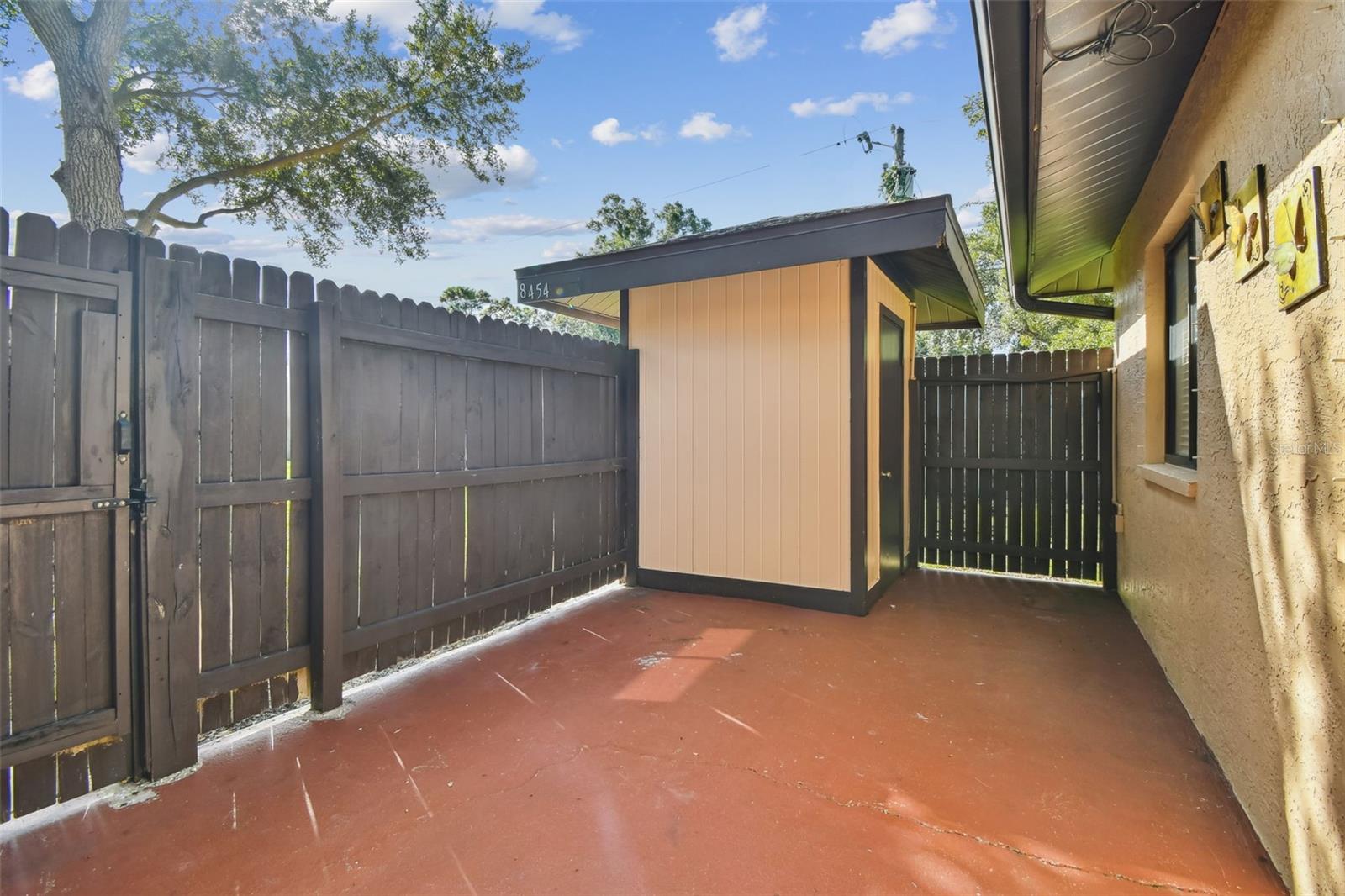 Image 32 of 40 For 8454 60th Street N 503