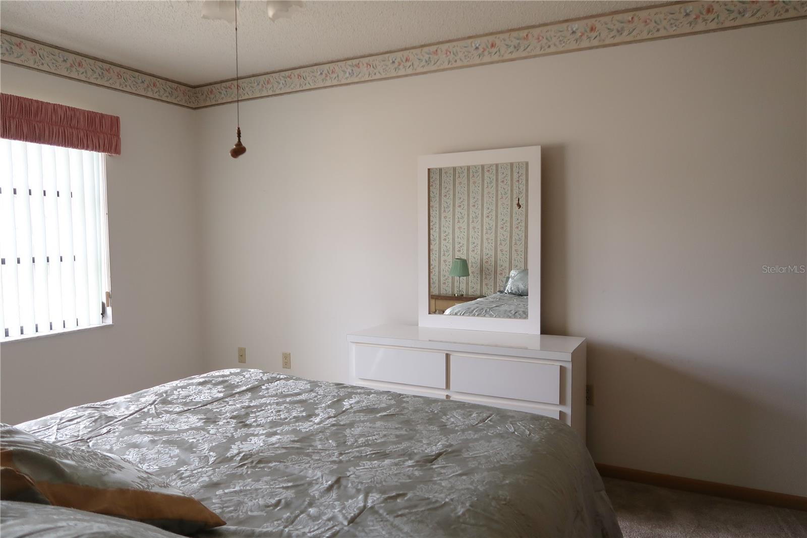 Listing photo id 20 for 44 Golfview Court