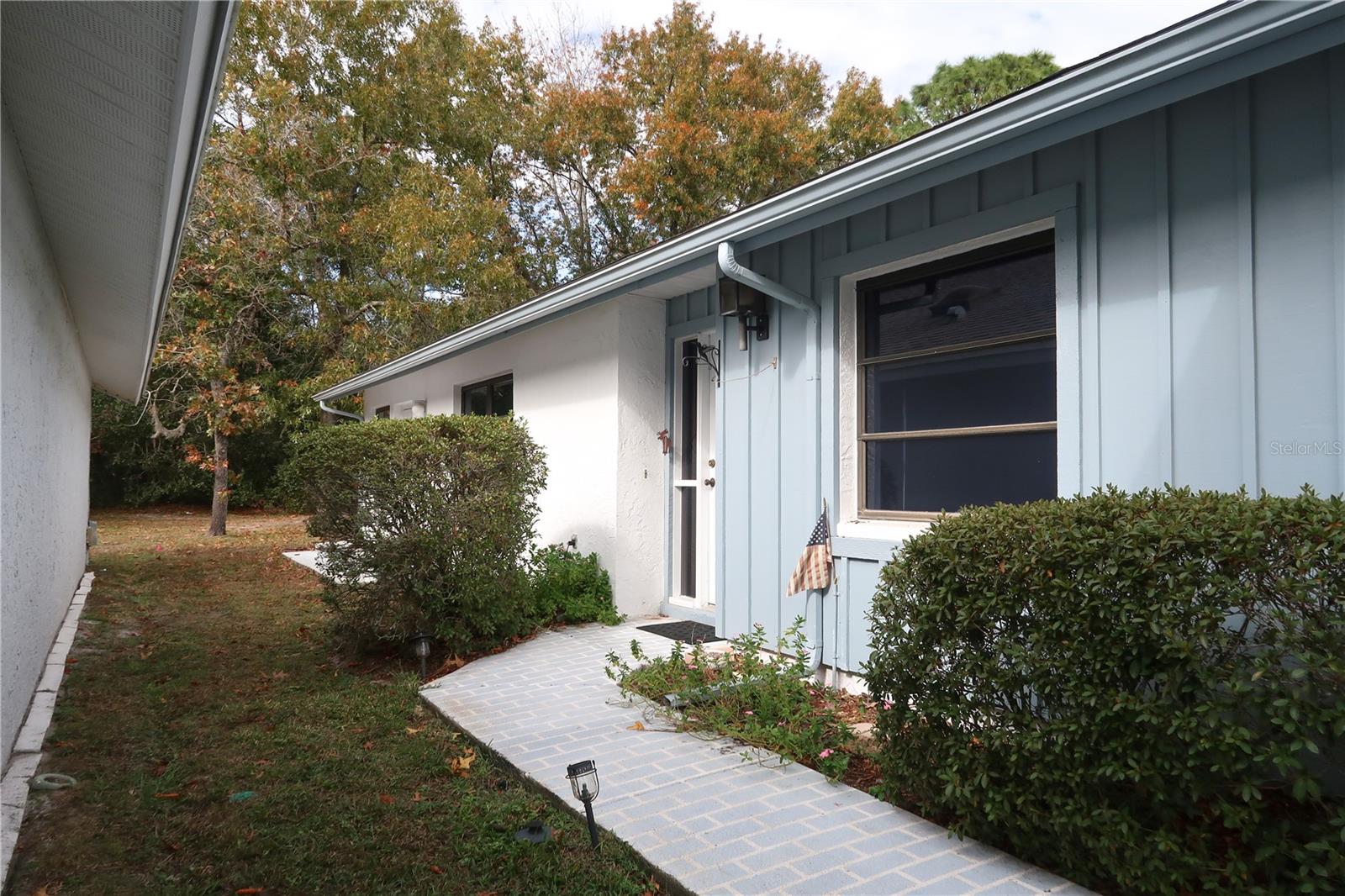 Listing photo id 24 for 44 Golfview Court
