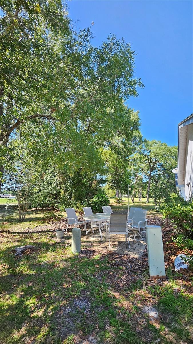 Listing photo id 26 for 44 Golfview Court