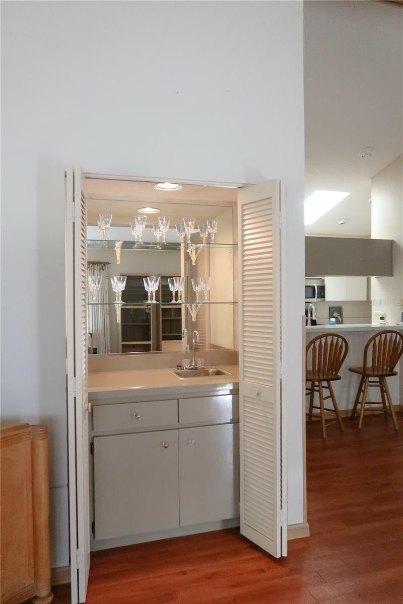 Listing photo id 7 for 44 Golfview Court