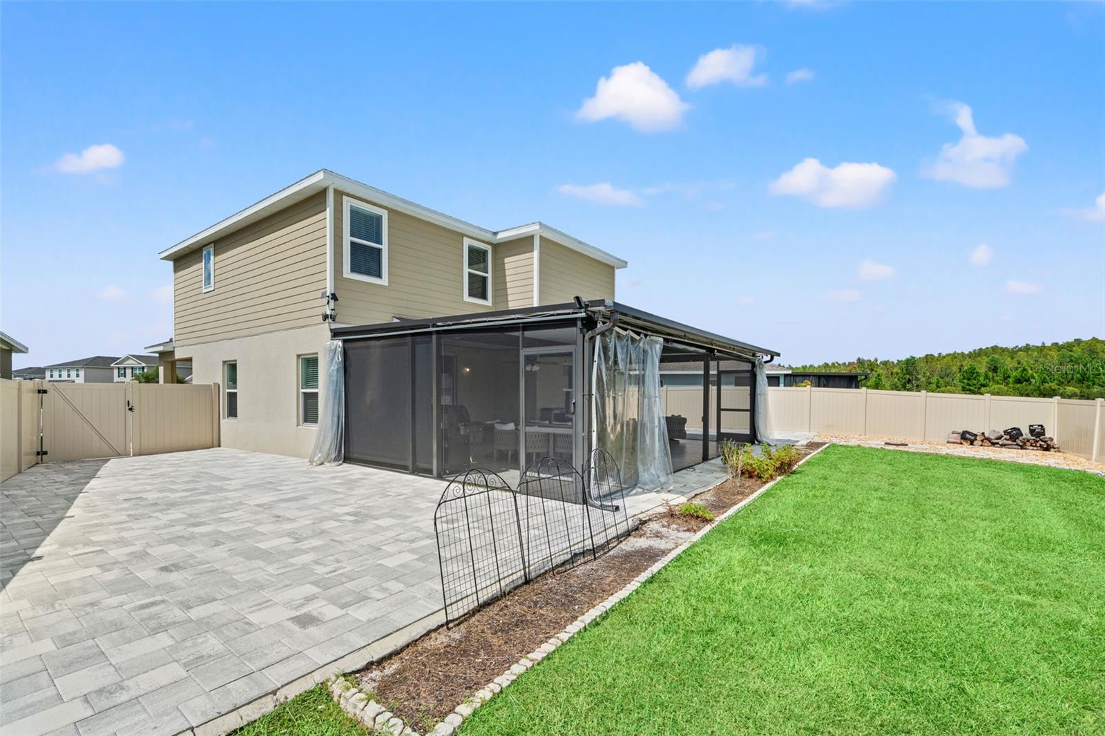 Image 27 of 34 For 17997 Dairy Farm Court