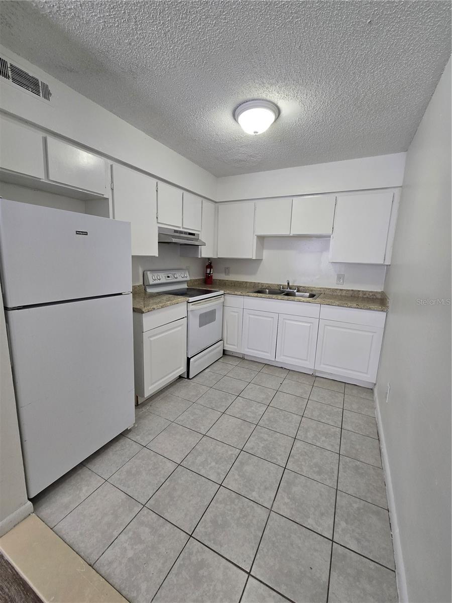 Image 4 of 13 For 13712 20th Street A