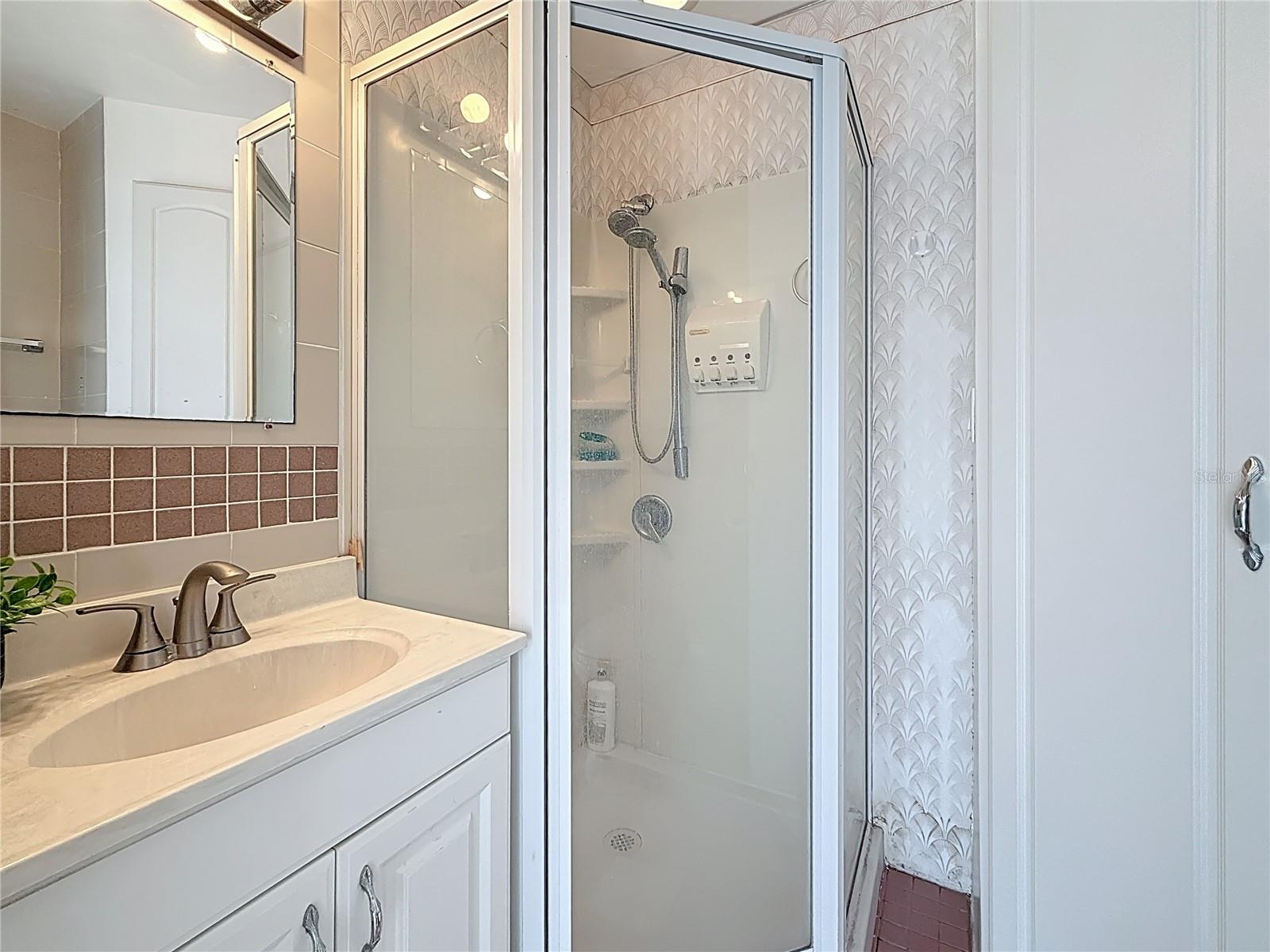 Image 33 of 44 For 6709 Orchard Drive N